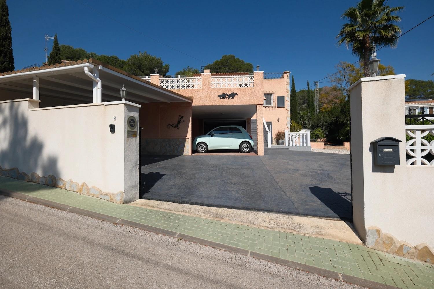 Perspective Correction - Original real estate photo with visible perspective distortion